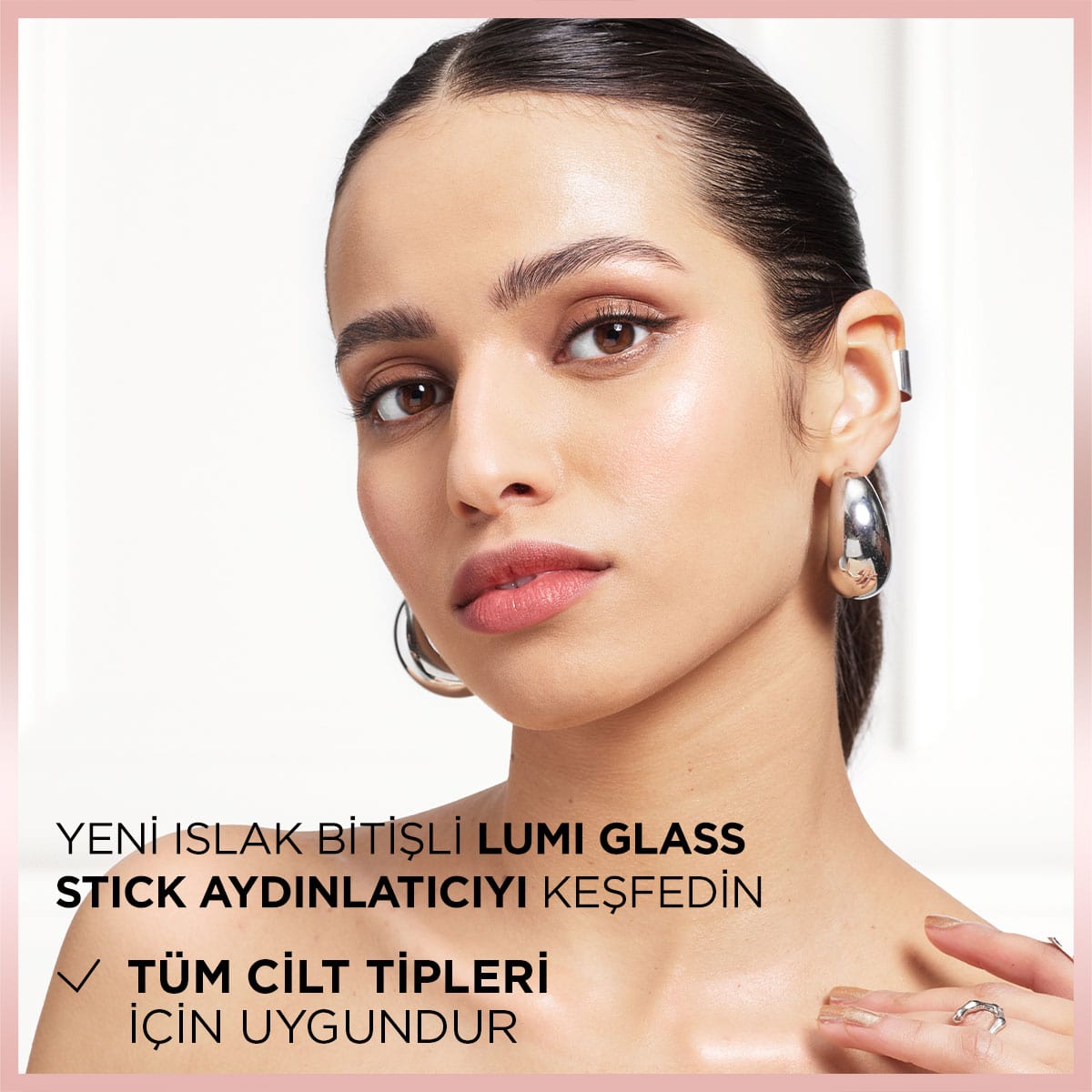 Loreal Paris Lumi Glass Islak Bitişli Stick Aydınlatıcı - 610 Glassy Pearl Eclat - Melori
