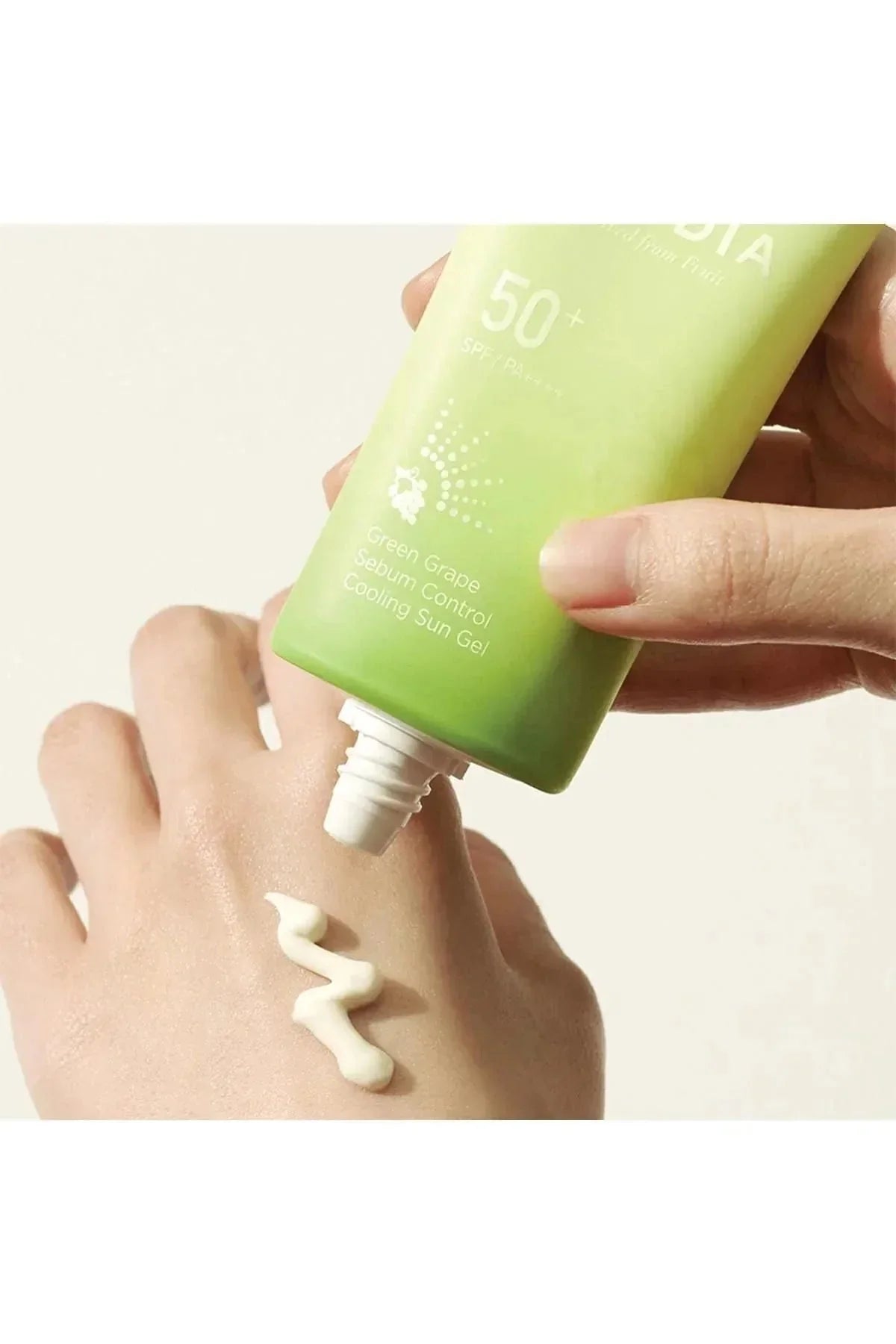 Frudia Green Grape Pore Control Sunscreen SPF50+ 50 ml