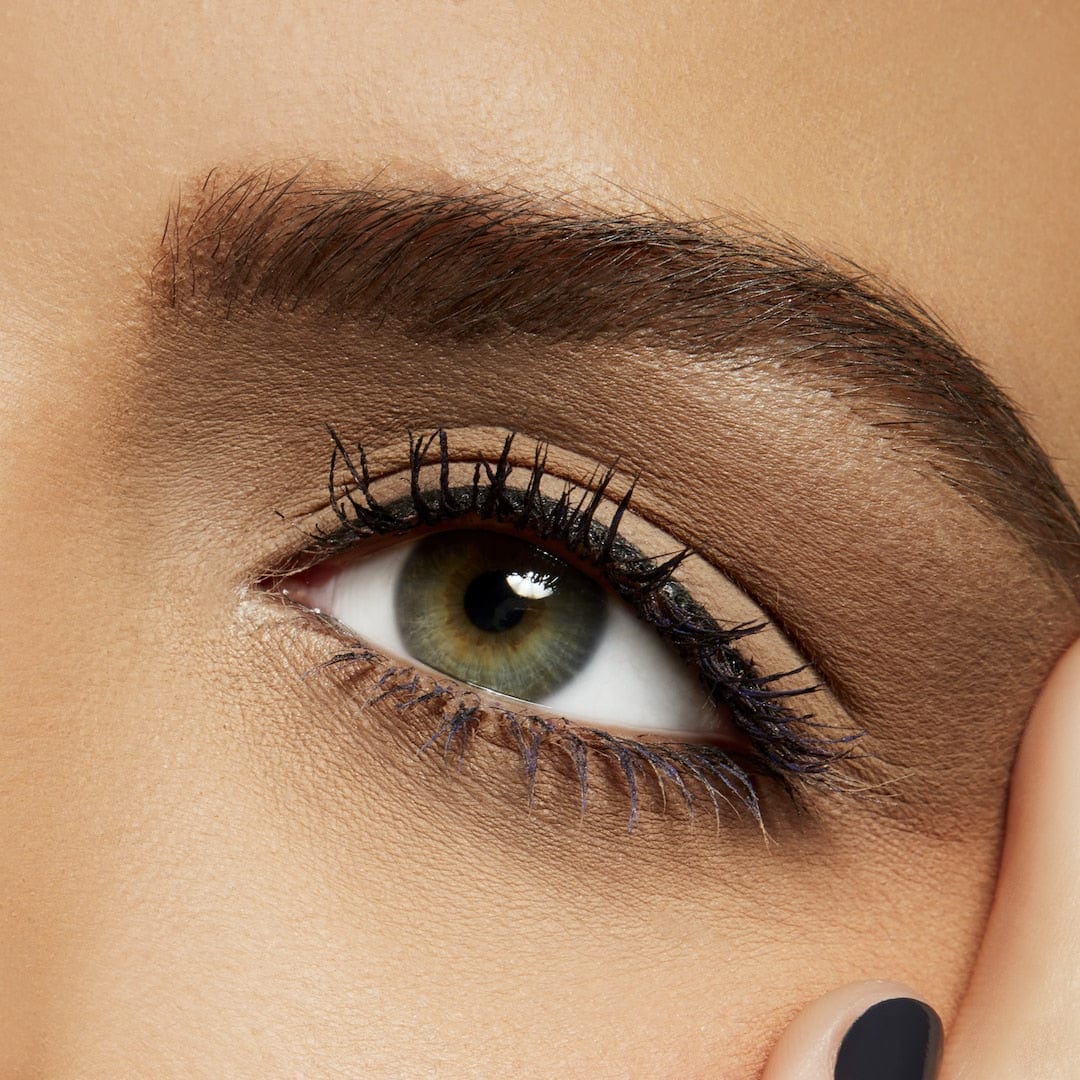 Mac Eye Shadow -Omega