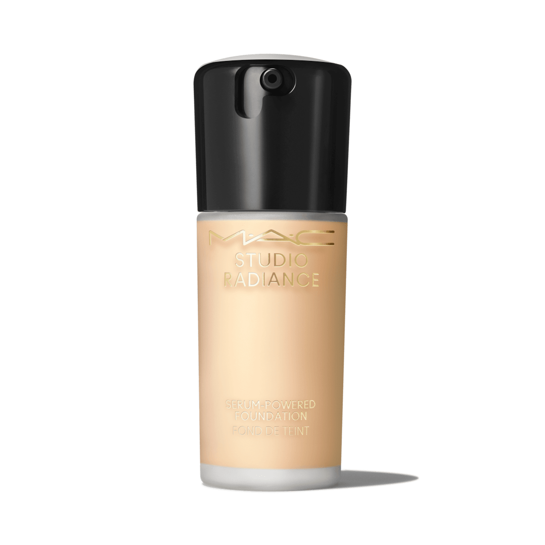 Mac Studio Radiance Serum-Powered Foundation -NC15