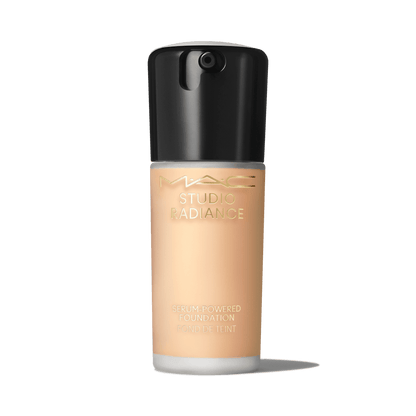 Mac Studio Radiance Serum-Powered Foundation -NC18