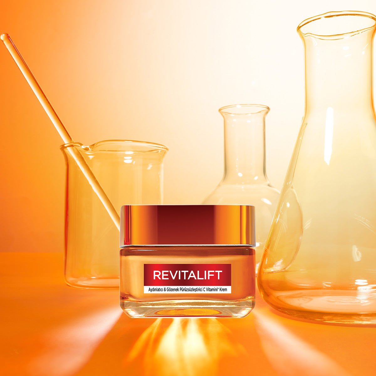 Loreal Paris Revitalift Clinical Aydınlatıcı &amp; Gözenek Pürüzsüzleştirici C Vitamini Krem - Melori